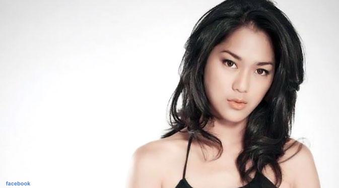 Koleksi Foto-foto Hot dan Seksi Prisia Nasution Koleksi Foto-foto Hot dan Seksi Prisia Nasution