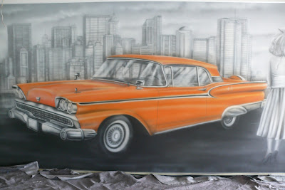 Artystyczne malowanie ściany Malowanie obrazu na ścianie farbami UV, obraz przedstawia samochód Cadilac, Mural UV