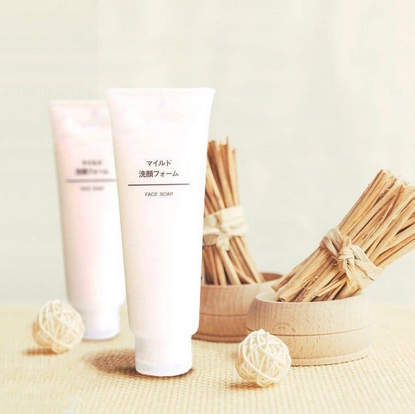 sua rua mat Muji Face Soap nhat ban