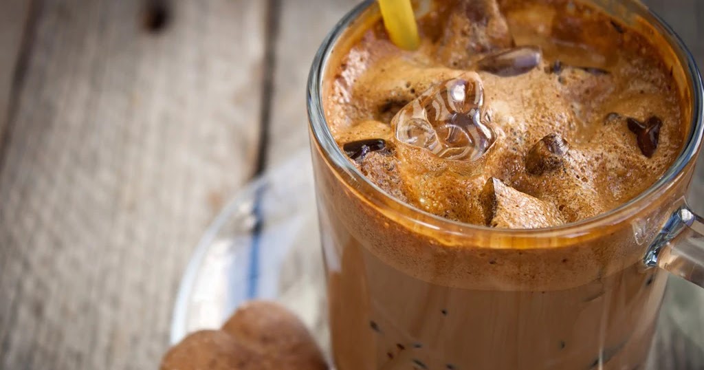 Bol köpüklü Soğuk Kahve Yapımı Ice Latte Mamontenka Kozmetik Blogu