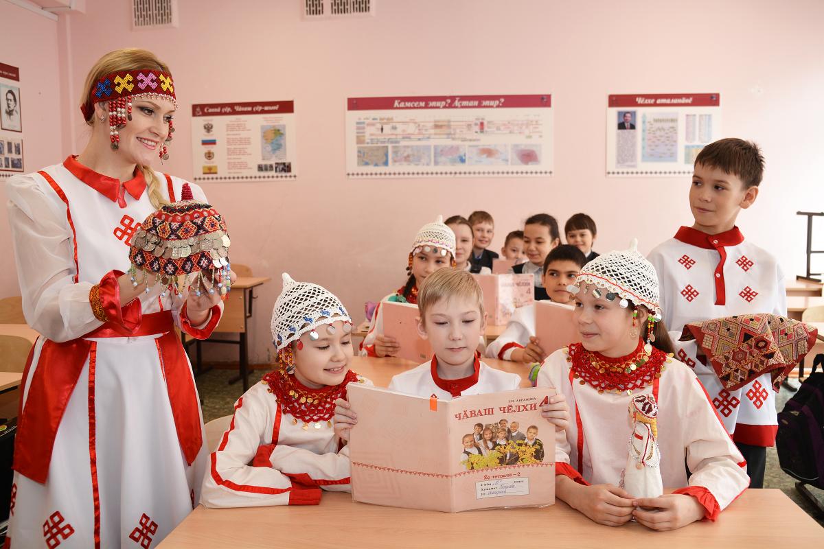 Idel ile Общие проблемы изучения национальных языков в школах