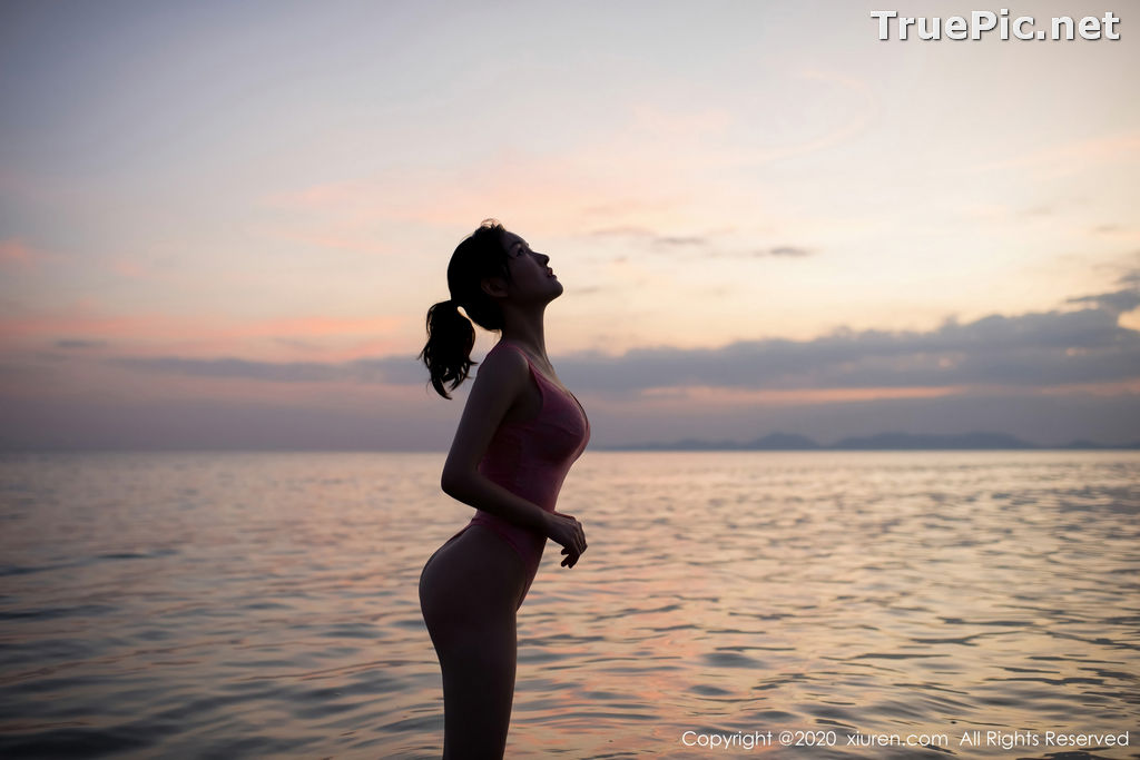 Image XIUREN No.2340 - Chinese Model Shen Mengyao (沈梦瑶) - Sexy Pink Monokini on the Beach - TruePic.net - Picture-63