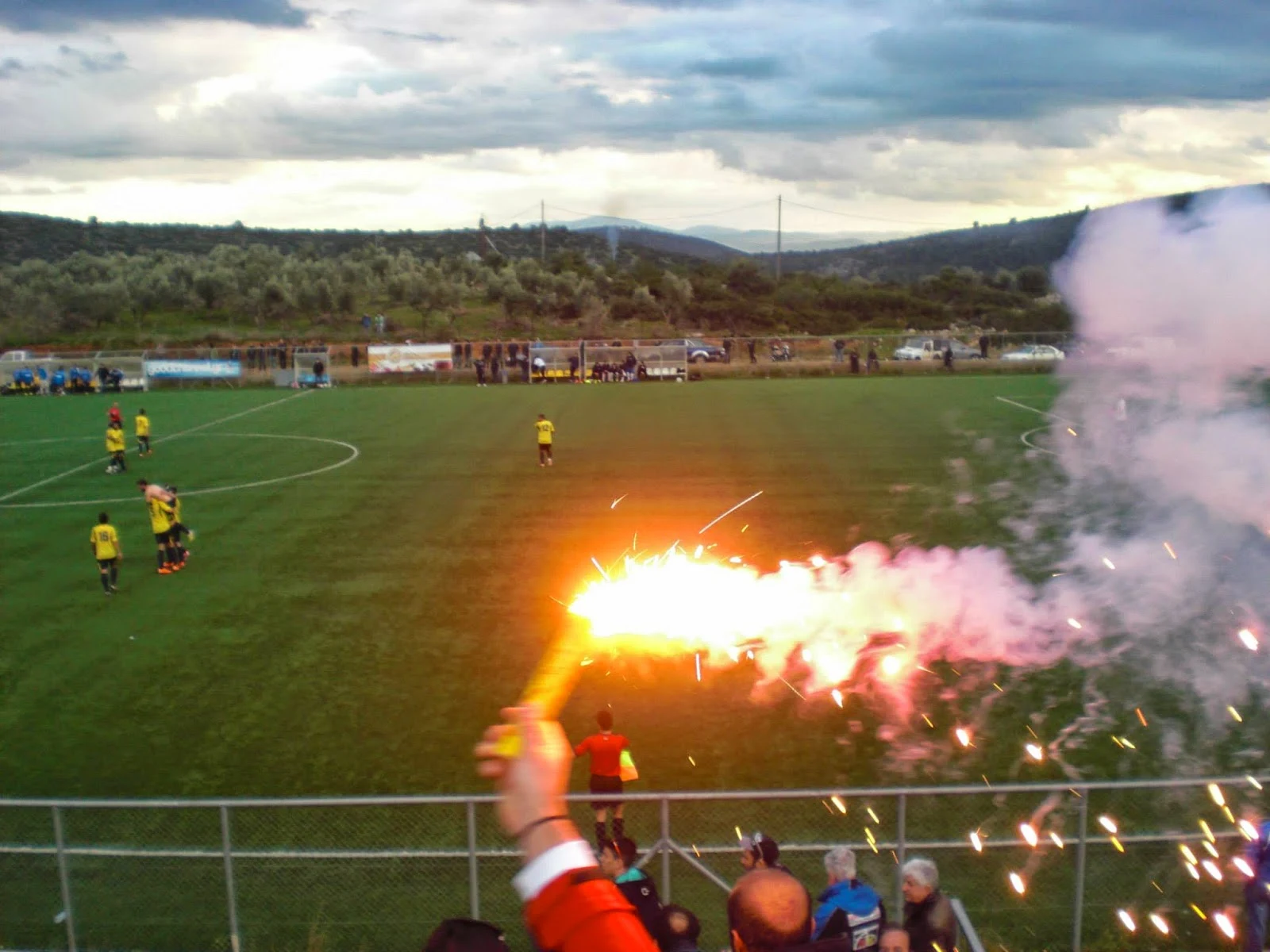 Εύβοια: Η Ιστιαία νίκησε 1-2 τον ΑΟ Χαλκίς και έβαλε «φωτιά» στο πρωτάθλημα (ΦΩΤΟ)