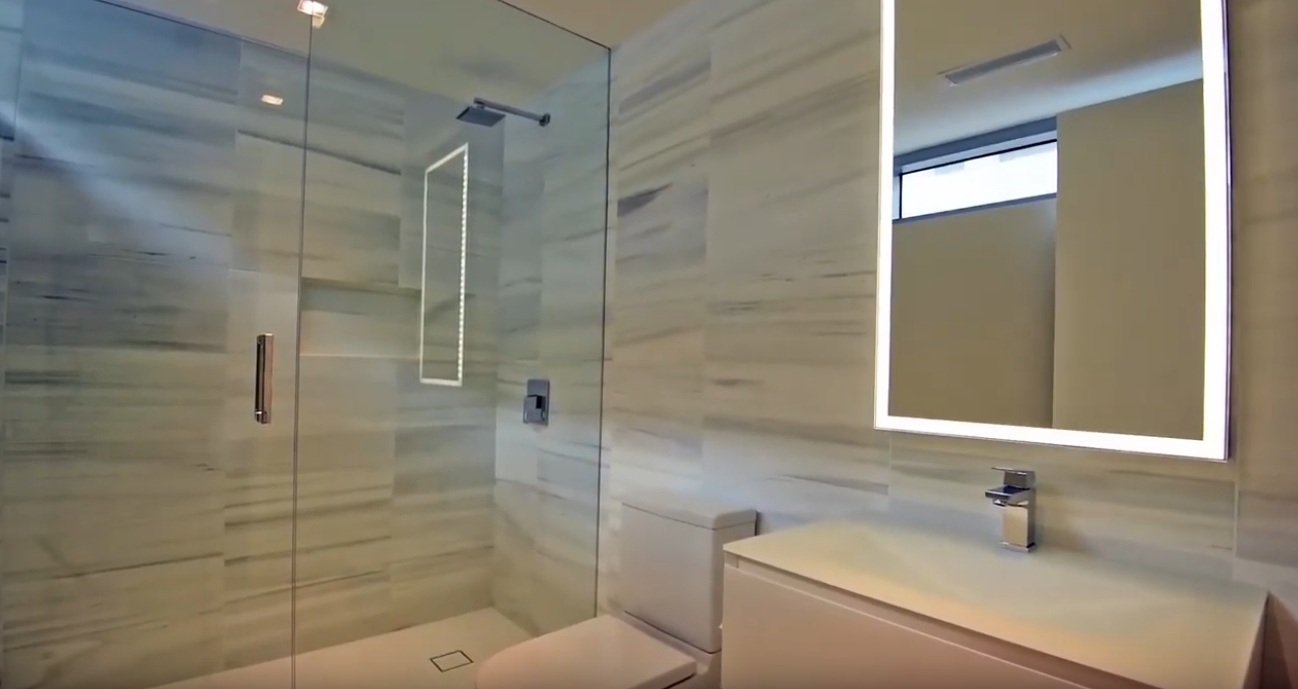 13 Photos vs. Inside a $6.5M Luxury Oceanfront Apartment in South Beach - High End Condo & Interior Design Video Tour 13 Photos vs. Inside a $6.5M Luxury Oceanfront Apartment in South Beach - High End Condo & Interior Design Video Tour