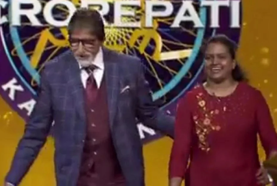 amitabh-bachchan-show-kbc-11-on-air-today-raipur-girl-chitralekha-rathore-become-first-contestant