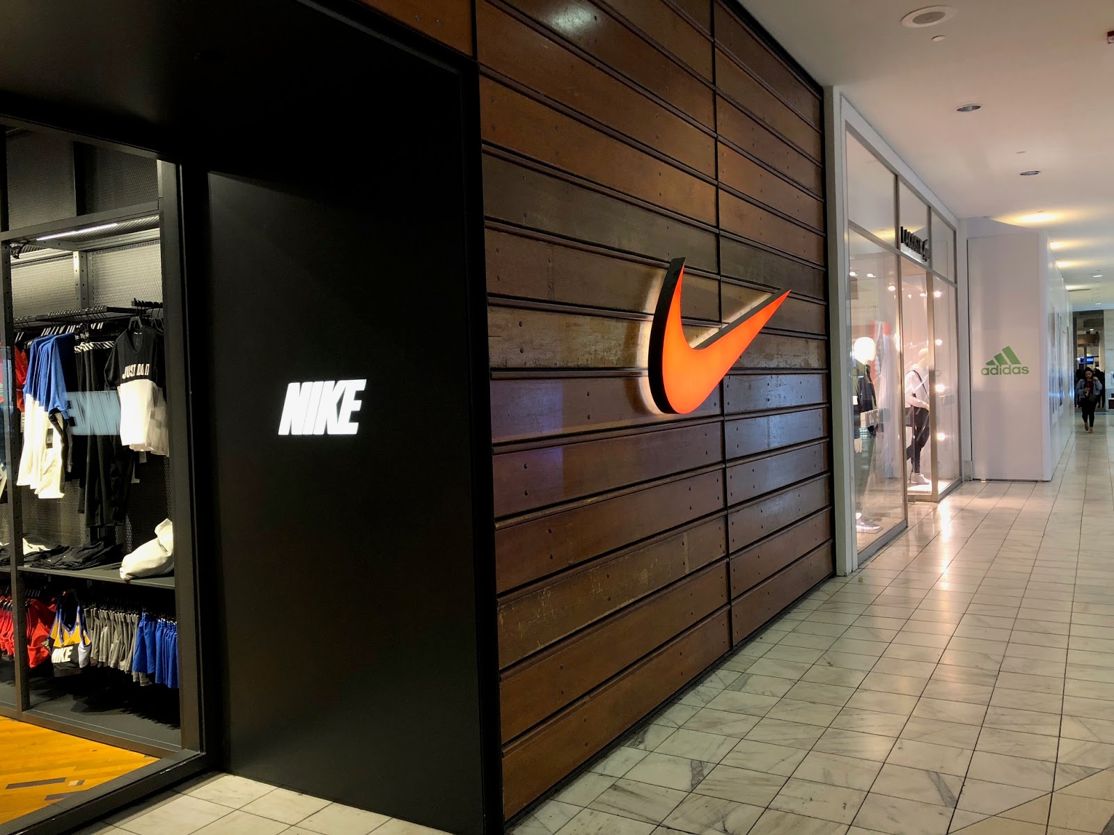 nike store orion mall
