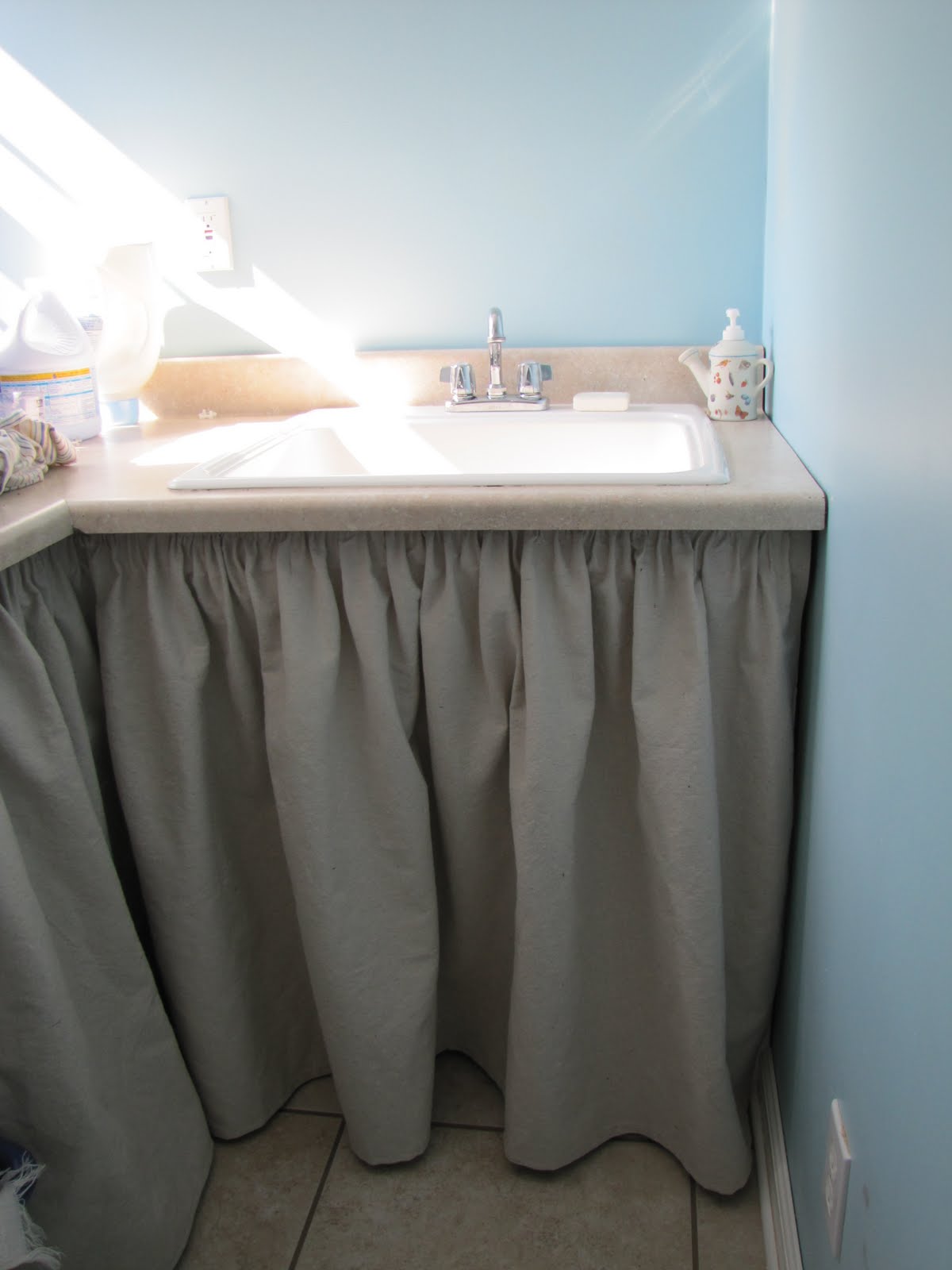 No Idleness Here Laundry Tub Skirt