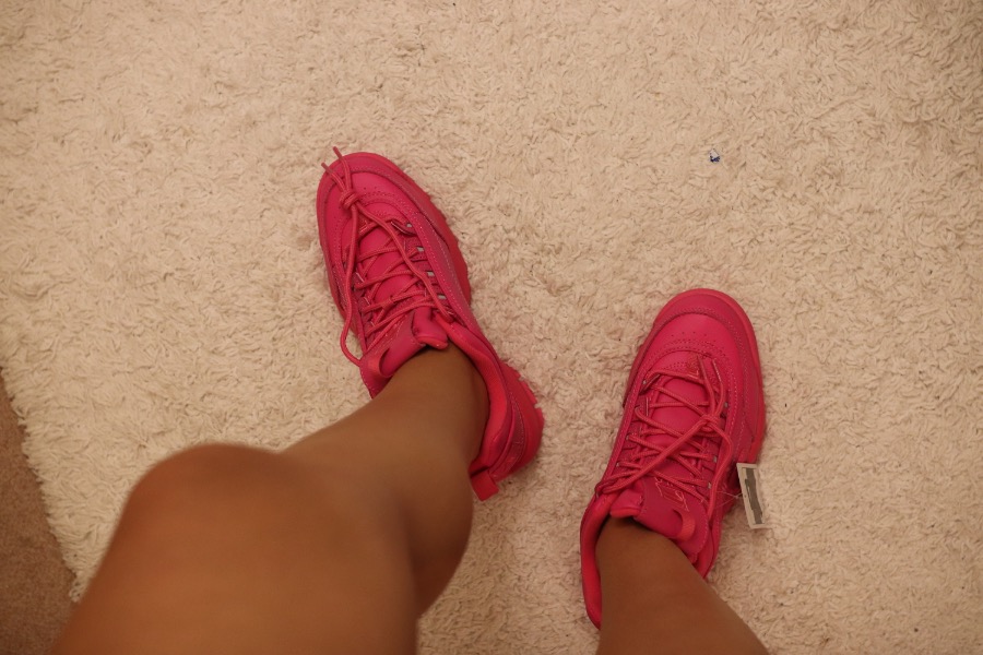 pink velvet fila disruptor