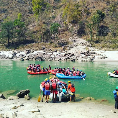 River rafting rishikesh