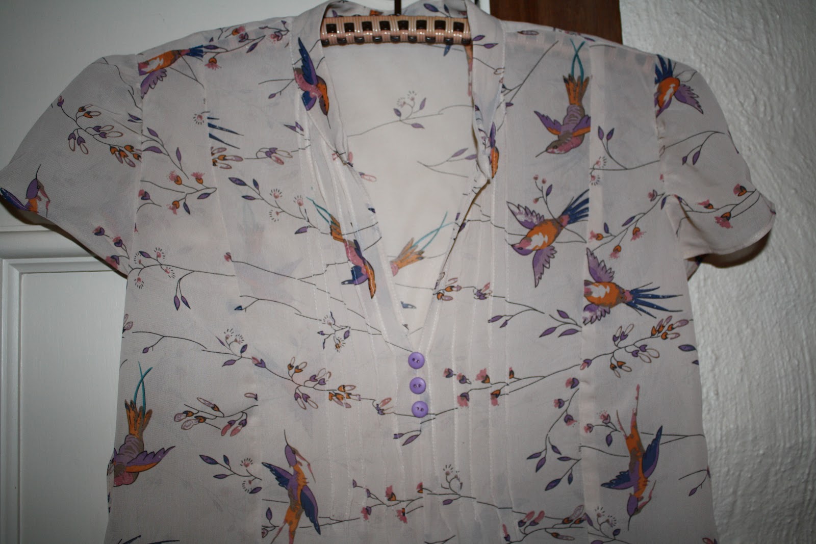 Interrupted Sutures: Simplicity 3786-Hummingbirds for a Honey Top