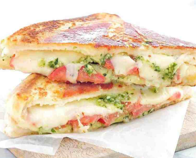 Pesto Grilled Cheese Sandwich Pesto Grilled Cheese Sandwich