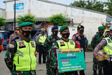   Seribu Masker Dibagikan Saat Operasi Prokes di Purbalingga