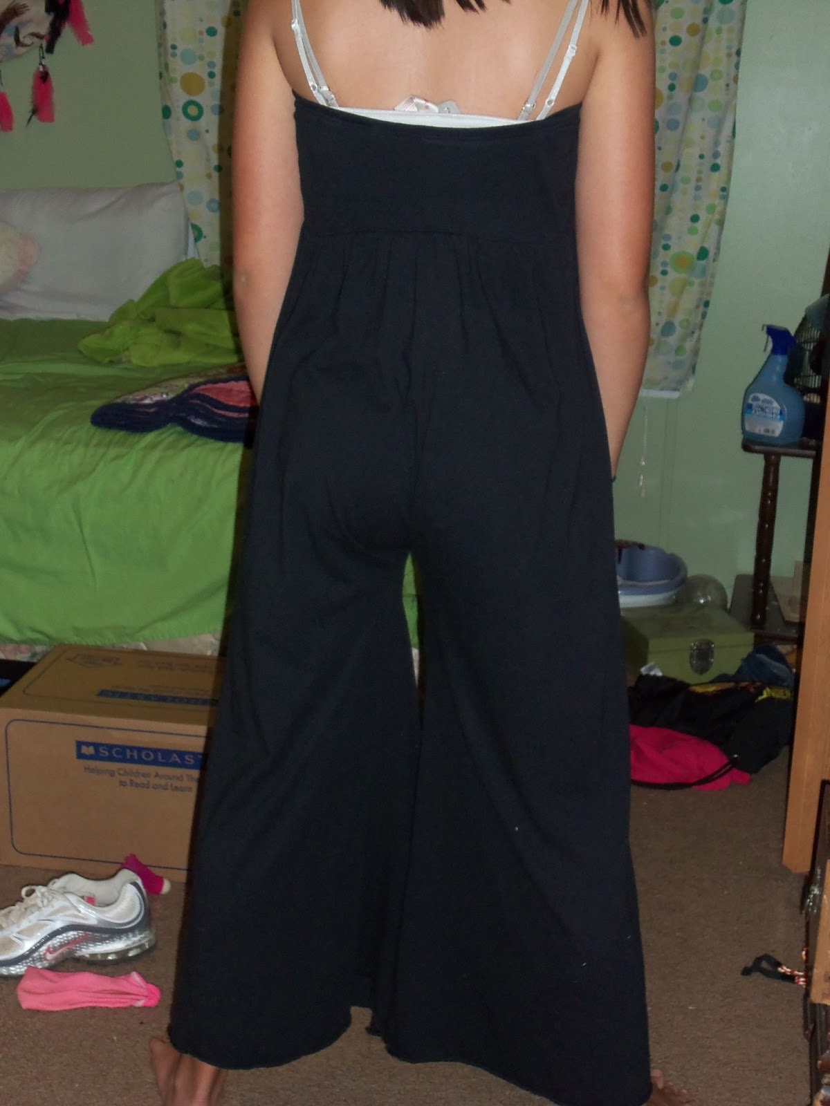 My Daily Fit and Fab Refash a maxi dress into a jumpsuit!!