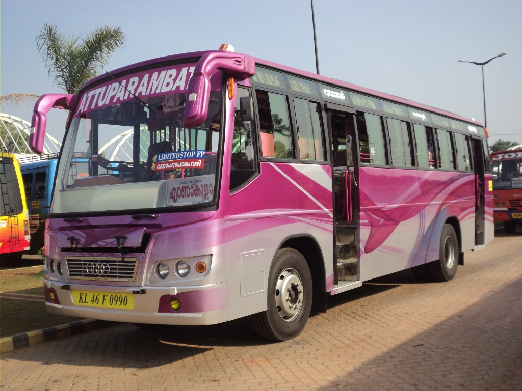 tourist bus names in kerala