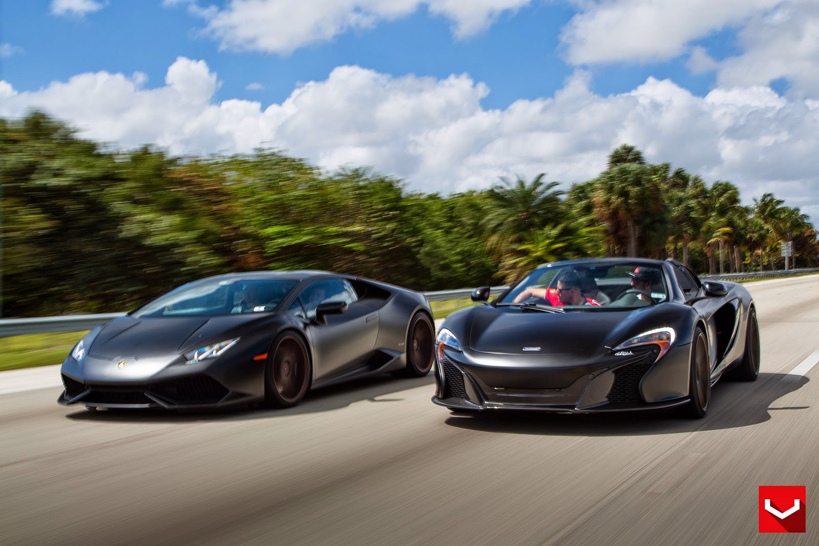 Lamborghini MCLAREN p1