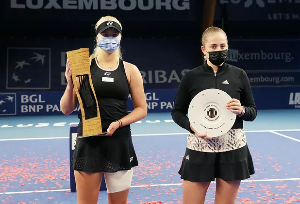Tauson bate Ostapenko e fatura título do WTA de Luxemburgo; Paolini vence  na Eslovênia - Surto Olímpico