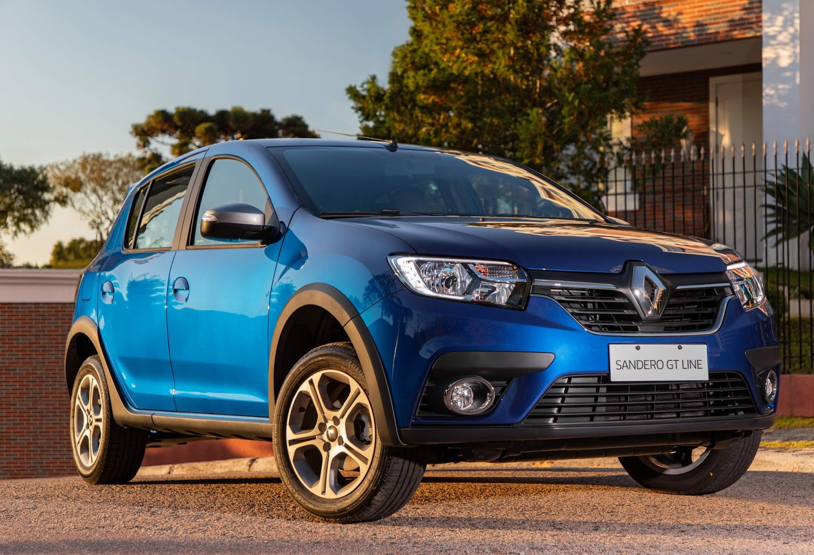 Novo Renault Sandero GT Line 2021 preços e detalhes