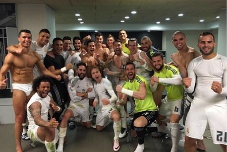 Joy of Victory! Cristiano Ronaldo Poses in Pants to Celebrate Real Madrid's Win Against Barcelona (Photo)