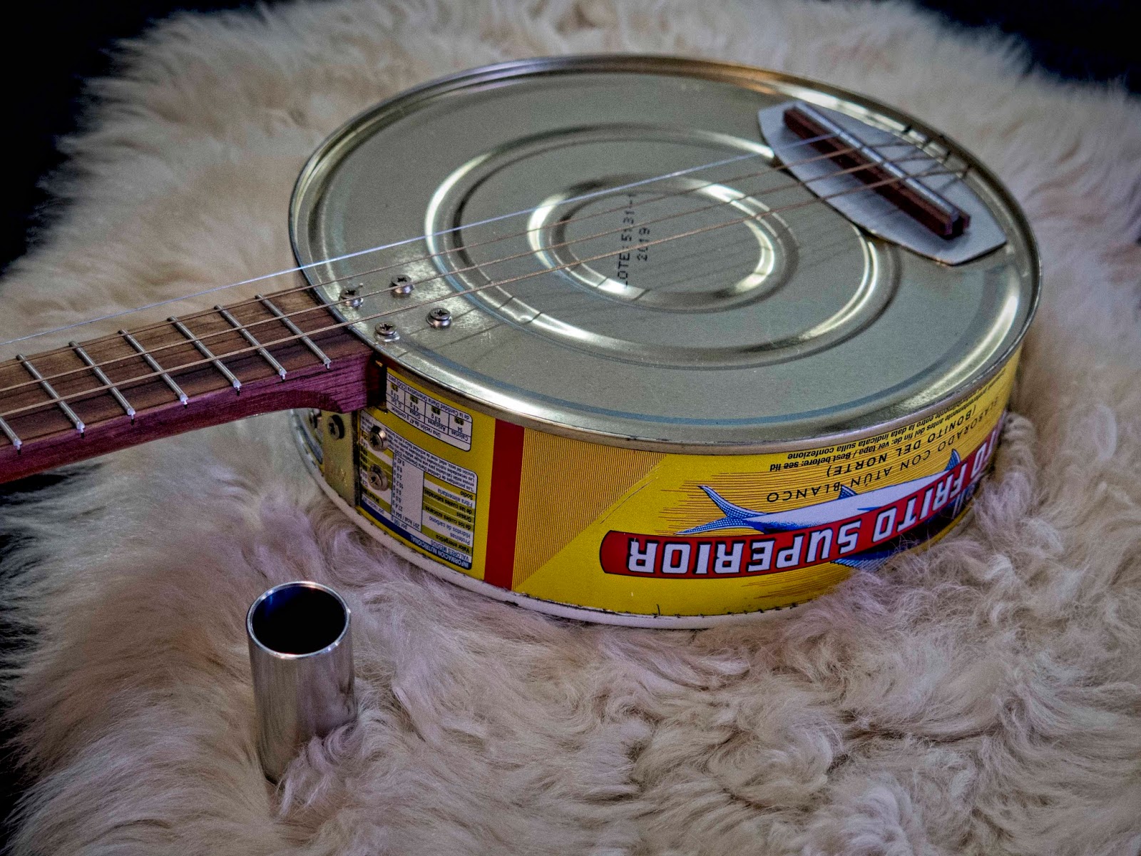 Dusty Road Guitars " La Bonita del Norte" 4 string can guitar.