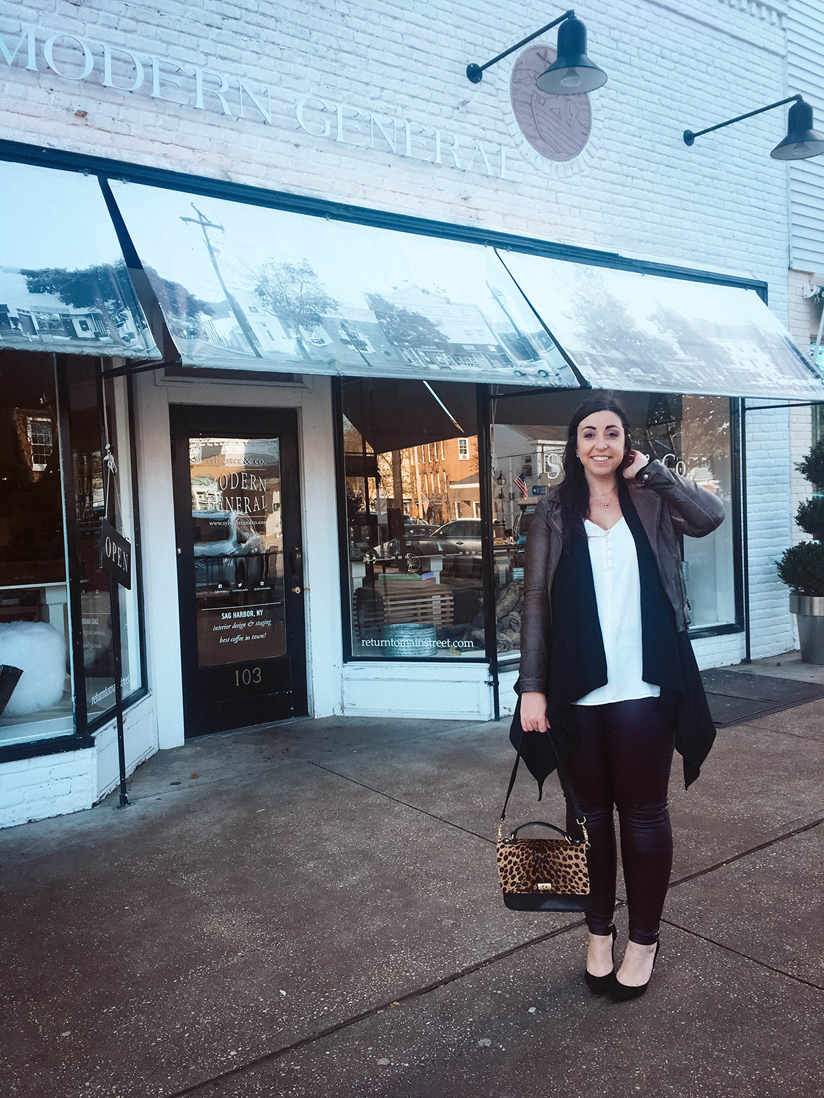 OOTD: Leather Leggings for the country :: Effortlessly with Roxy