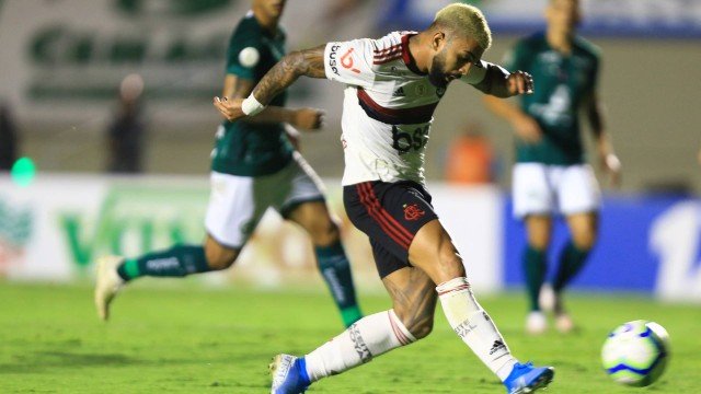 Flamengo deixa vitória escapar contra o Goiás e vantagem para o vice cai para oito pontos