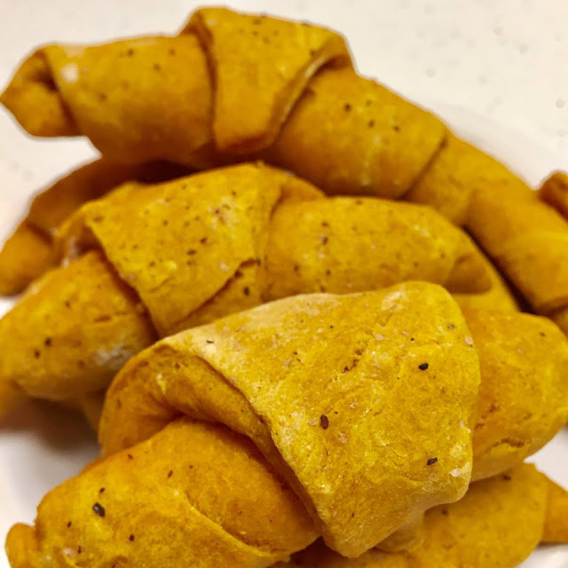 Hard to go wrong with a combination of pumpkin and crescent rolls. These crescent rolls have a hint of sweetness and fluffy texture from the pumpkin that make them addicting! 