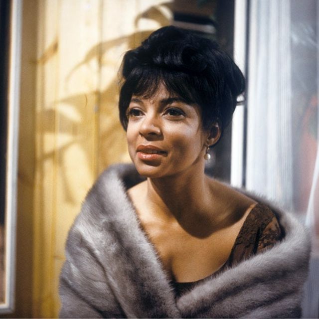 30 Beautiful Photos of Ruby Dee From Between the 1940s and ’60s ...