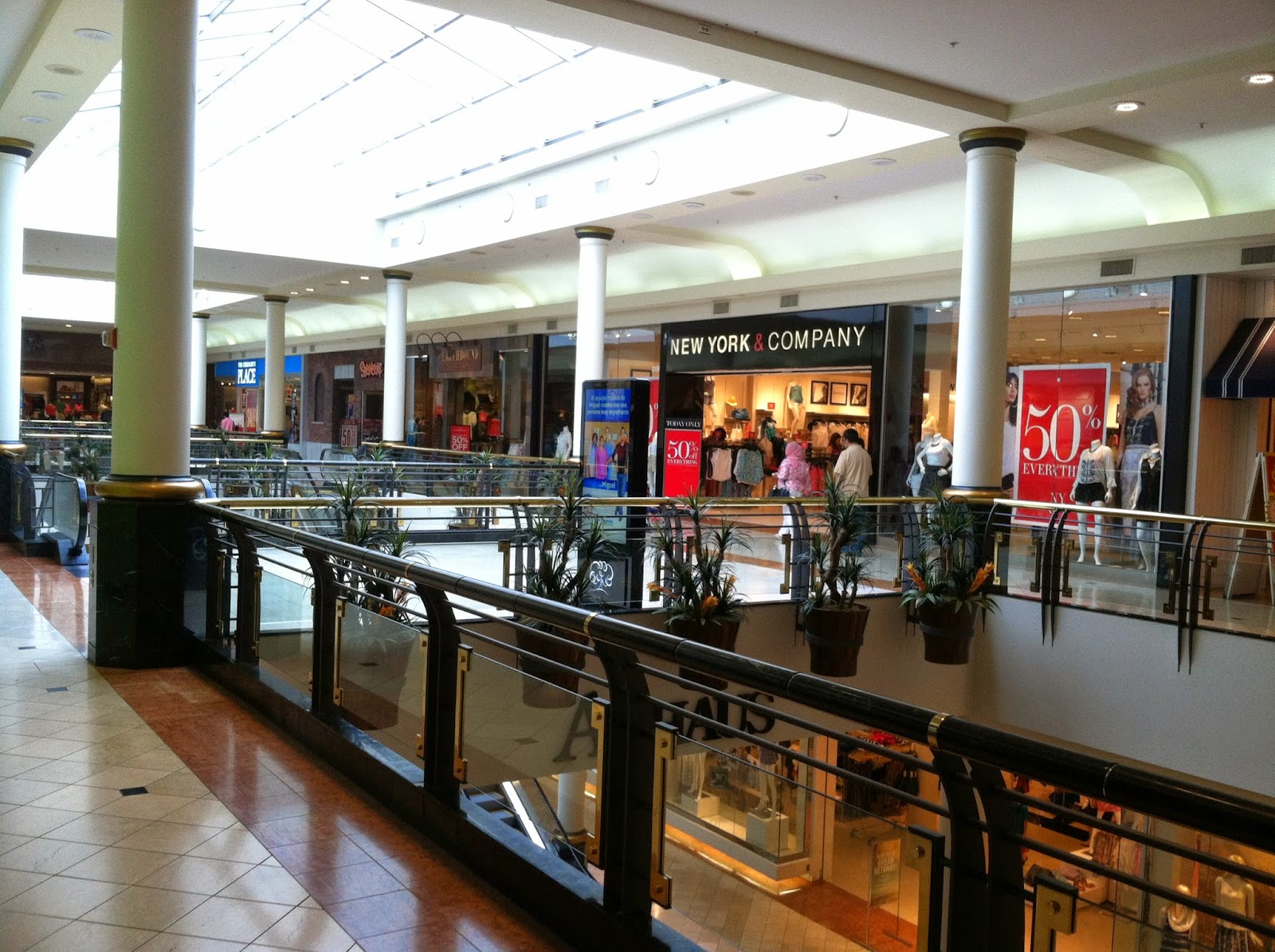 Thomasina's Words Picture Tour Of Crabtree Valley Mall Raleigh North