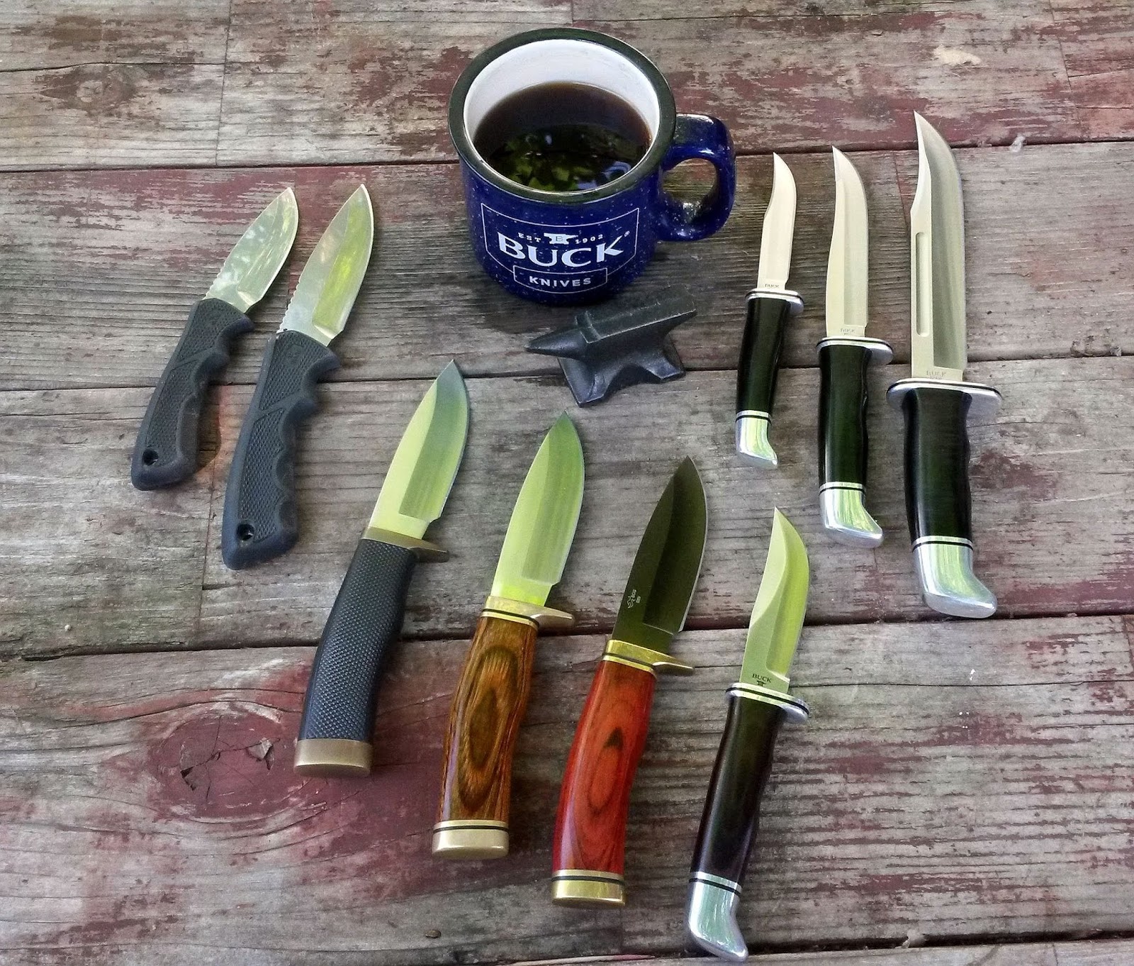 Buck_FixedBlades_WorkingKnives_02.jpg