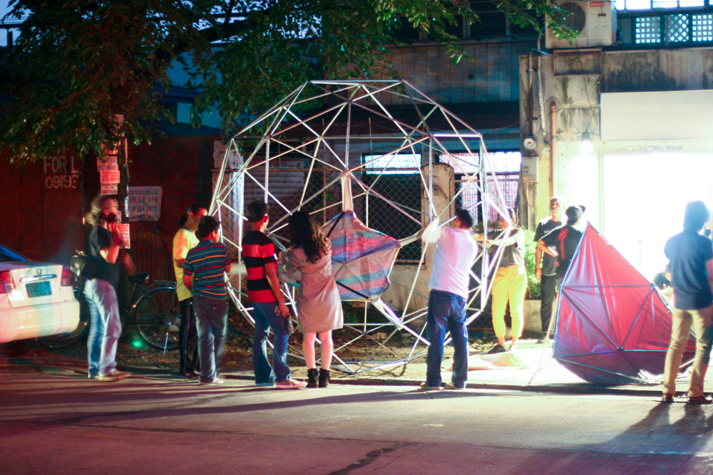 PAPAYAPOST smARTpower Wearable, Portable Architecture NY Artist