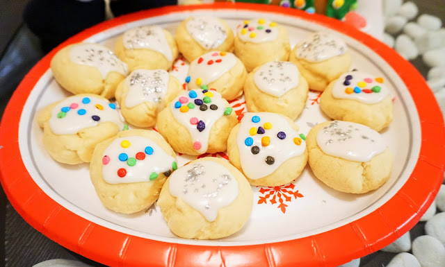 On the 3rd Blog of Christmas: Italian Christmas Cookies. | The Blossom