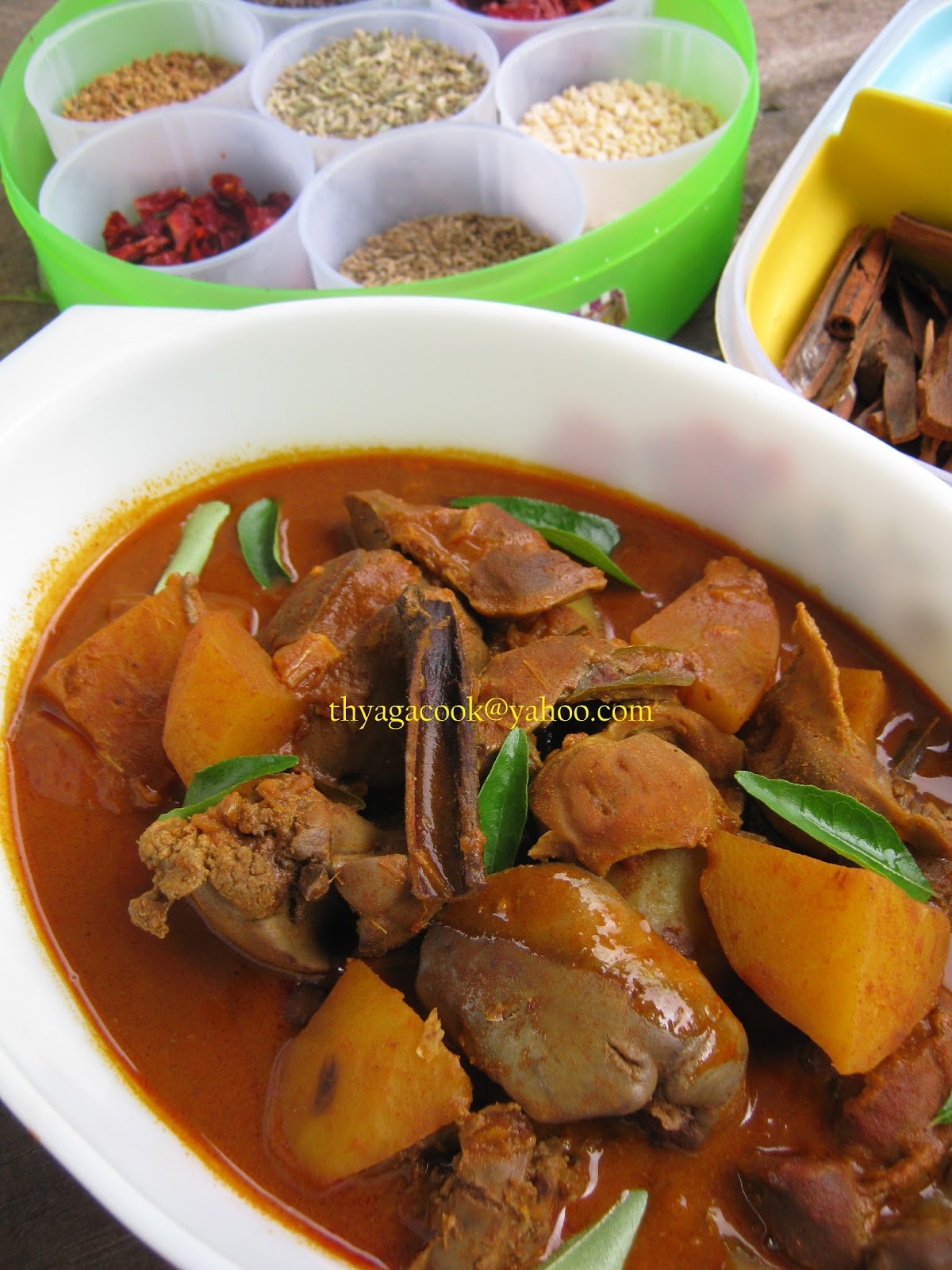 KARI LEAFS Malaysian flavour's CHICKEN GIZZARD AND LIVER CURRY