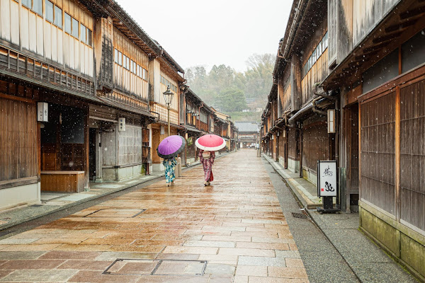 Higashi Chaya District