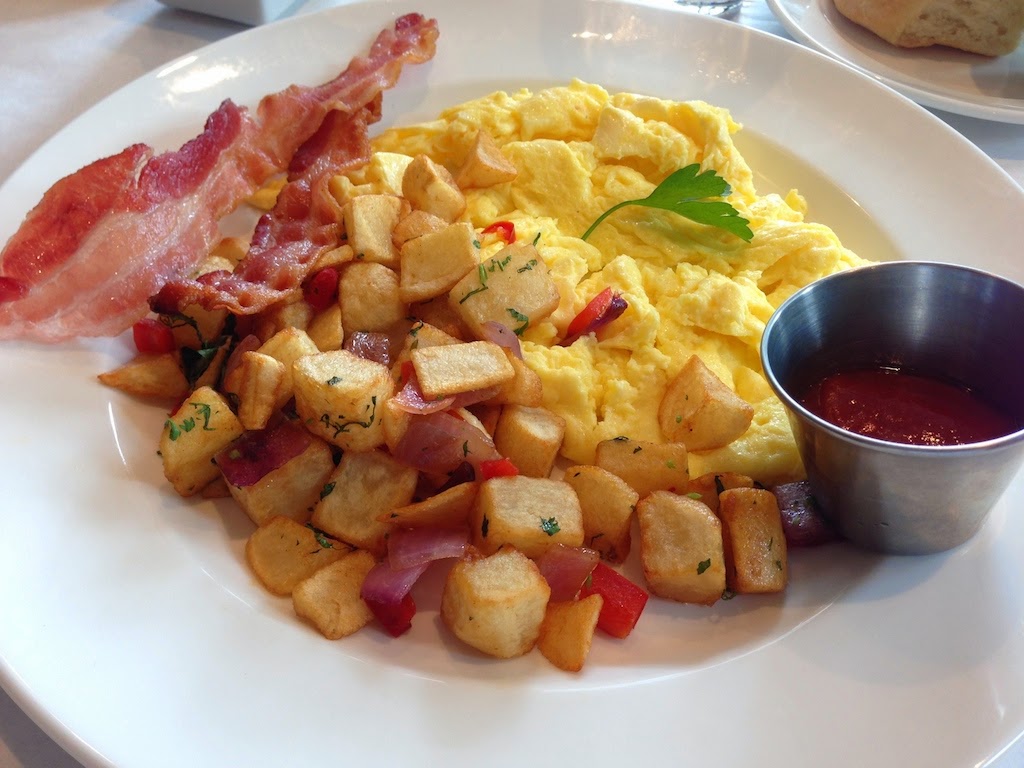 Cafe Deluxe Breakfast Review DC Outlook