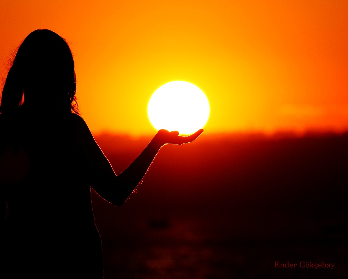 солнце купи мне гитару. Sun beach quotes. Sun take me. лучи солнца. счастливая женщина.