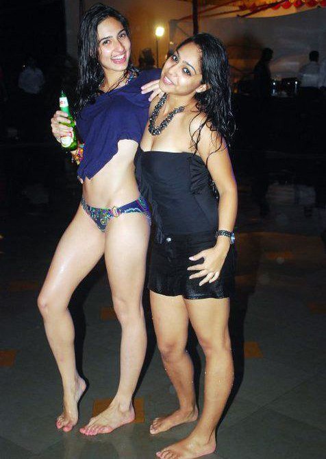 Hot And Sexy Girl Photos Mumbai Pool Party - Indian -2470