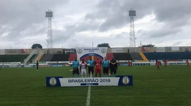 Rebaixado para a Série-C do Campeonato Brasileiro, o Boa Esporte fez a sua despedida neste sábado da Série-B com empate por 0 a 0 com o Oeste. Jogo realizado no estádio Melão, em Varginha.