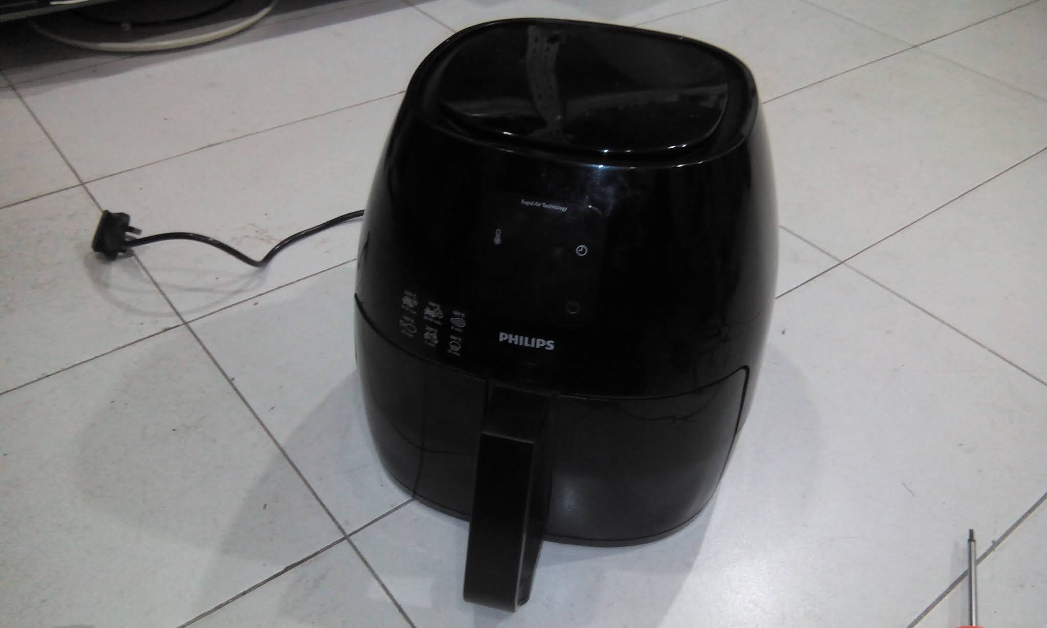 Life Begins at Forty PHILIPS HD9240 air fryer repair