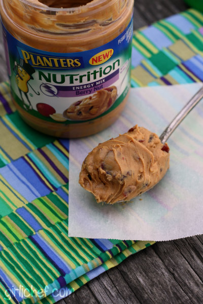 Planters <b>#NUTritionPB</b> Berry Nut {product review}