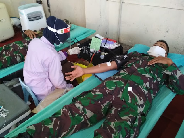 Babinsa Koramil  Wonosari Sumbangkan Darahnya Di PMI Surakarta