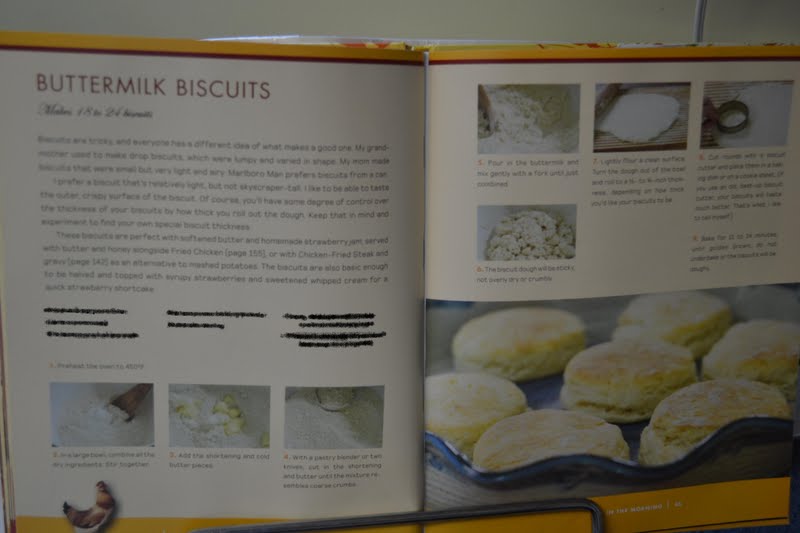 Pioneer Woman's Buttermilk Biscuits!