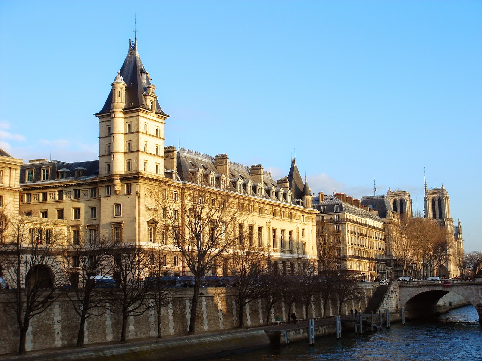 PARÍS ROMÁNTICA