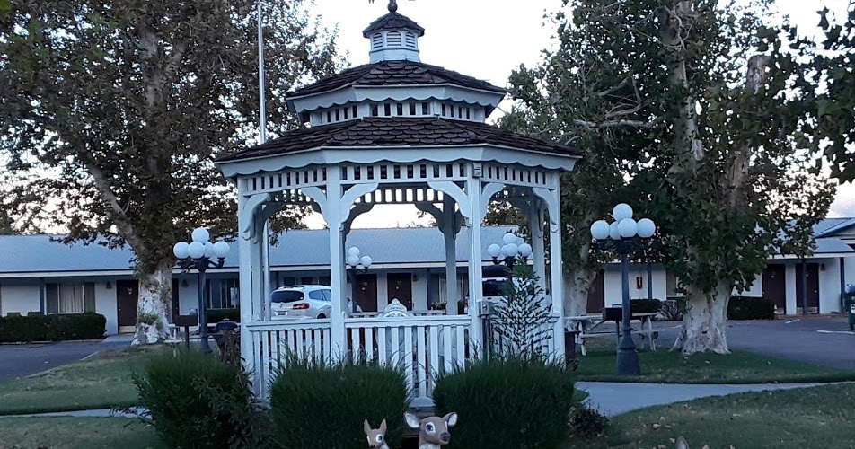 The Gazeebook Big Pine, California