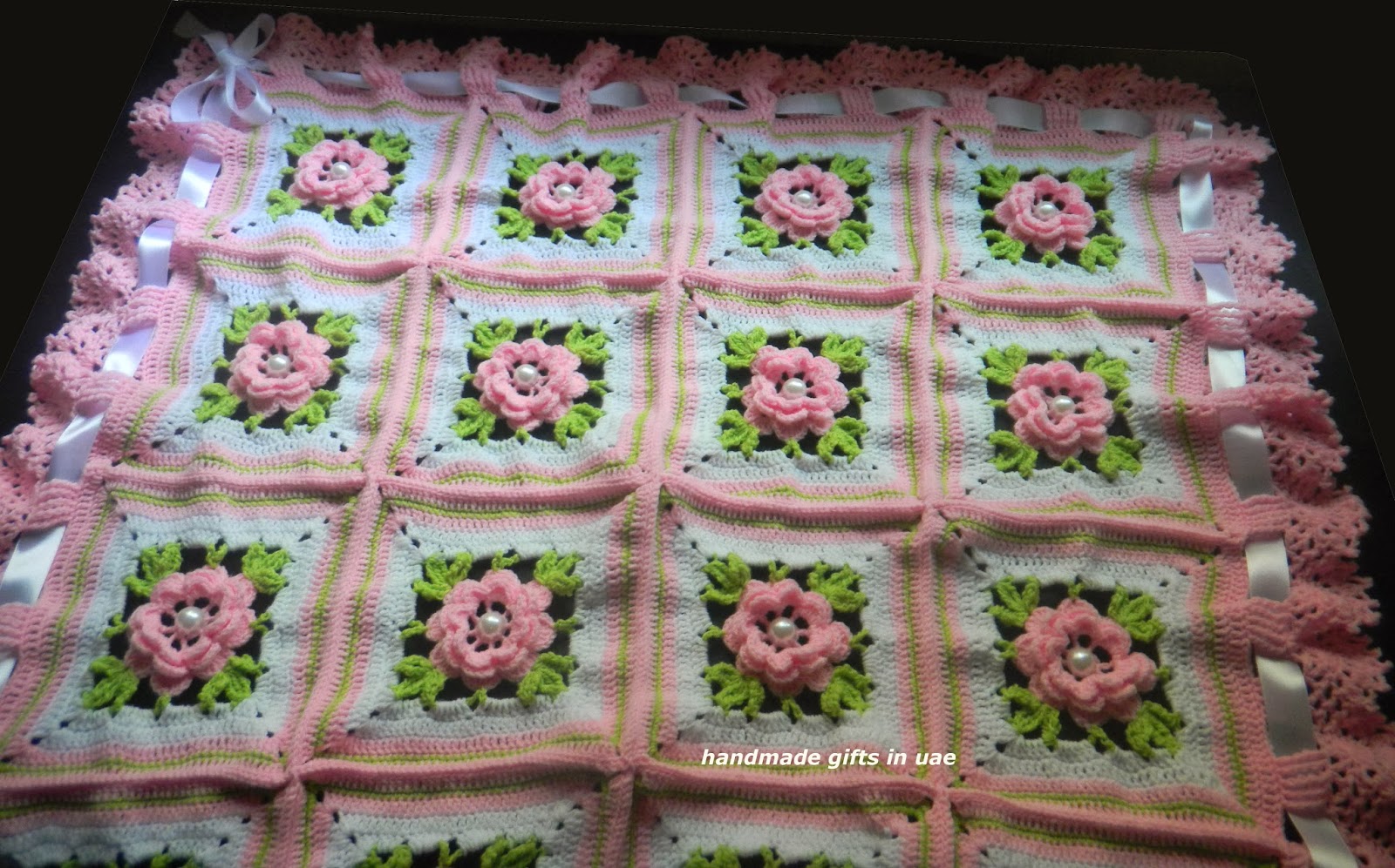 sandvicrochet crochet 3D flower blanket