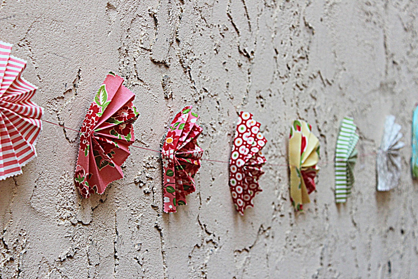 Craft fans garland