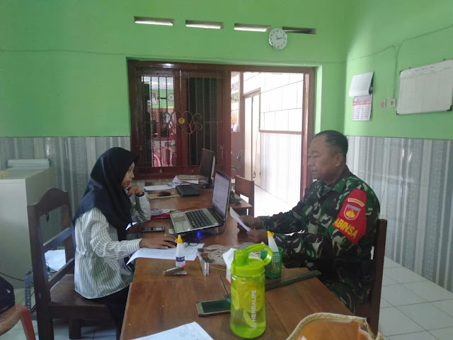 Babinsa Wonosari Jalin Komsos Dengan Aparatur Pemerintah Desa