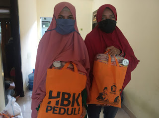HBK Bagikan Sembako untuk Anak Kos di Mataram.