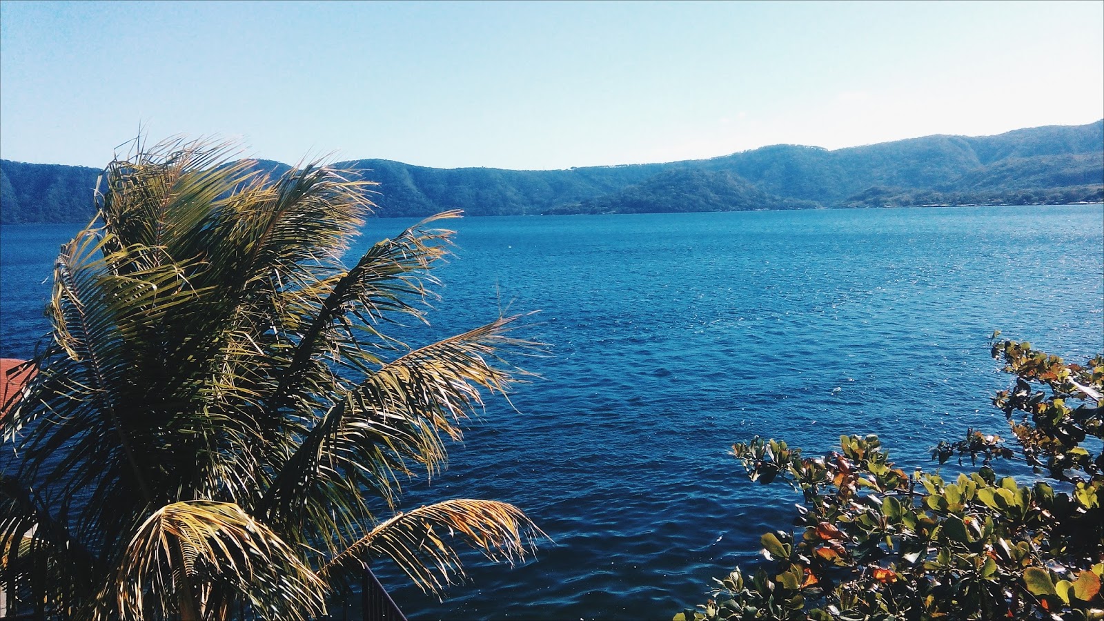 Resultado de imagen para vista panoramica de lago de coatepeque