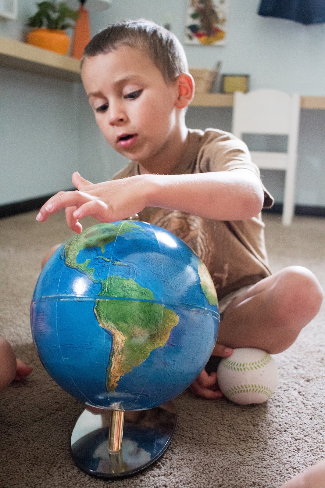Maps and Globes in a Montessori Home