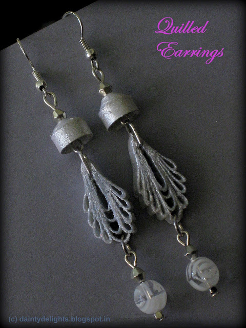 Quilled white-silver earrings